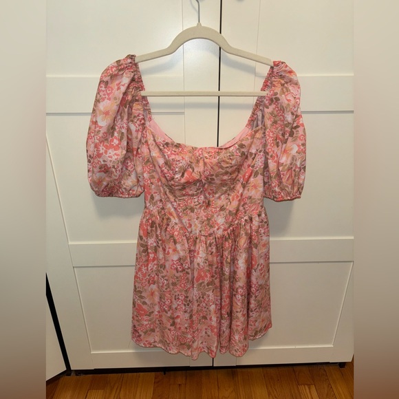 PHORCHIA MINI DRESS - IN FLEUR PRINT
SHOWPO size US 6 - Picture 6 of 8